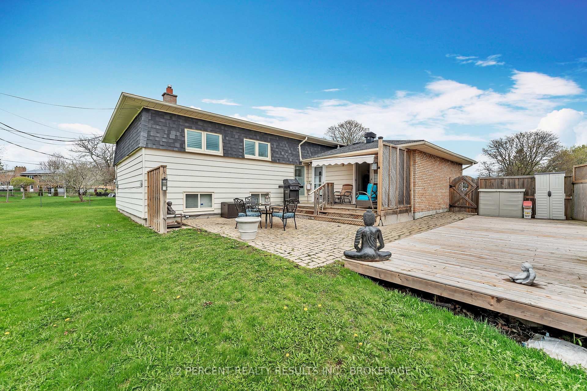 935 Brodie Avenue photo 36