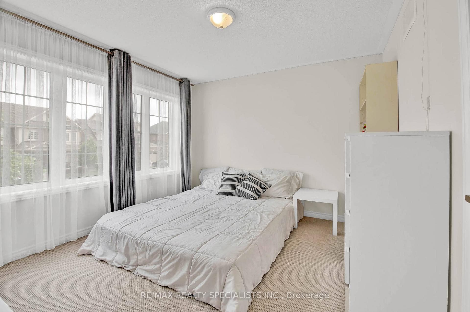 53 Mcisaac Drive photo 34