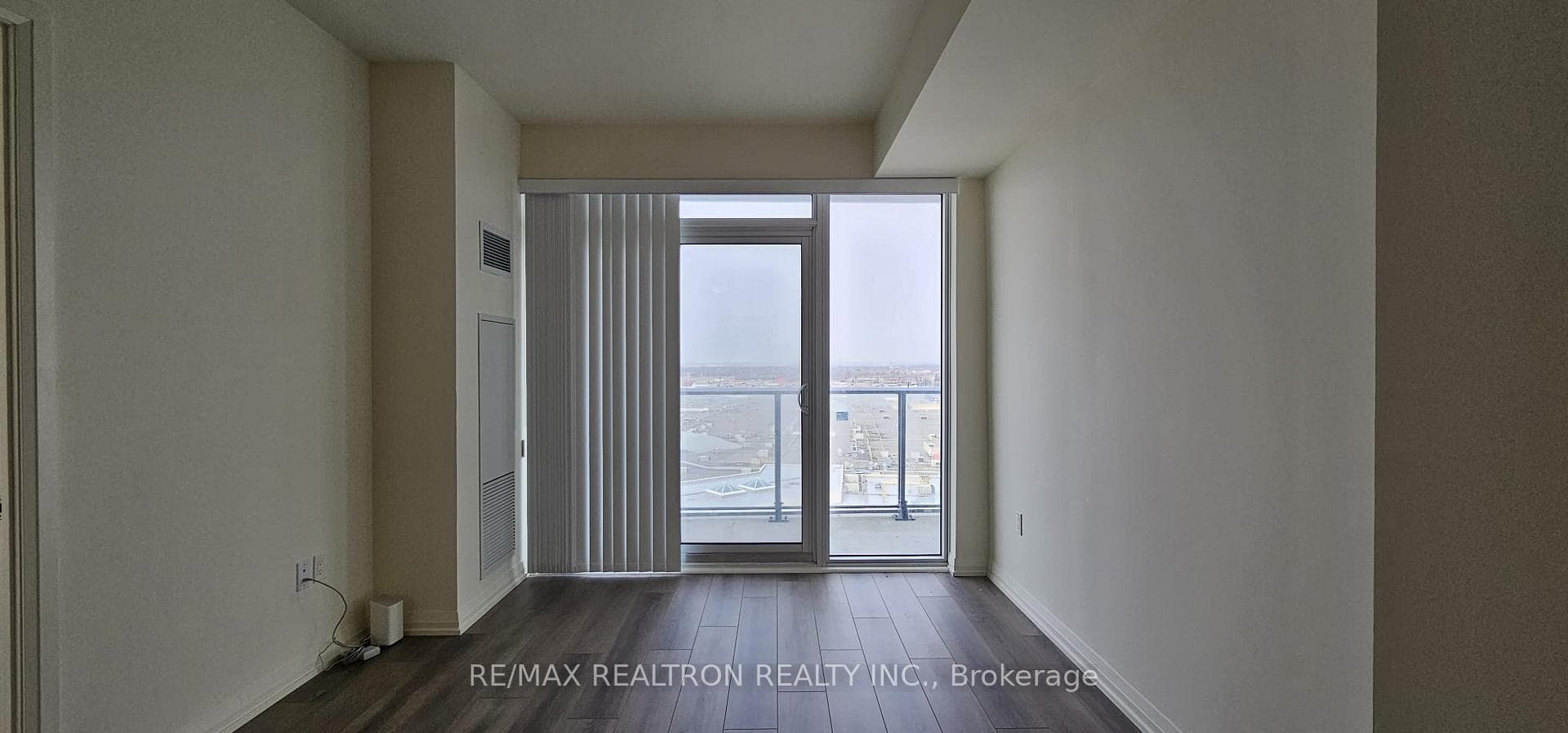 9000 Jane Street Unit 1020 photo 13