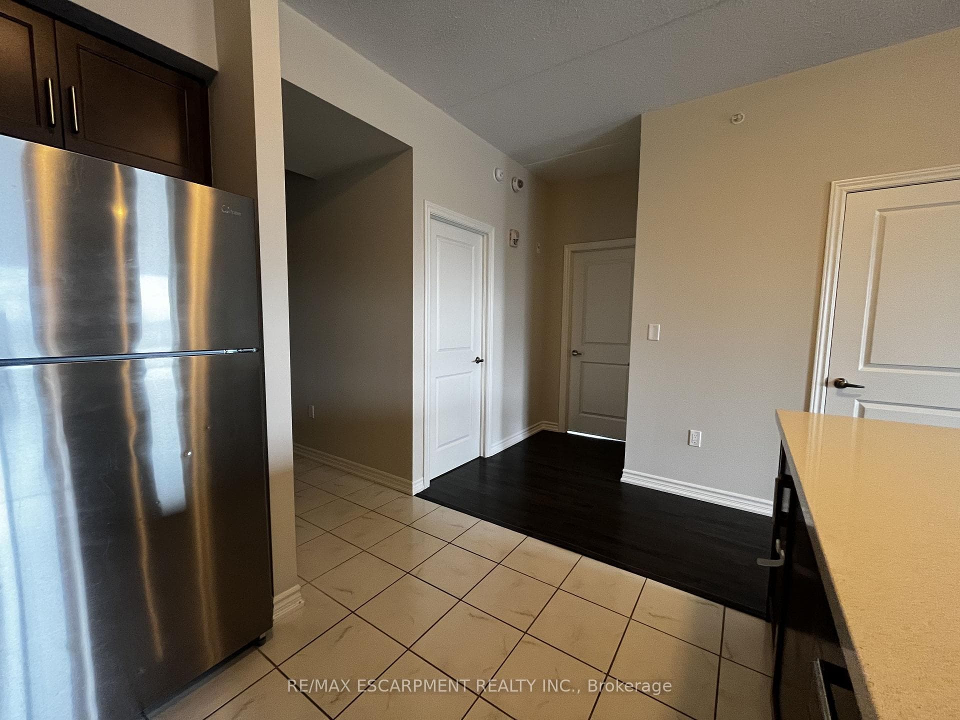 640 Sauve Street Unit 523 photo 7
