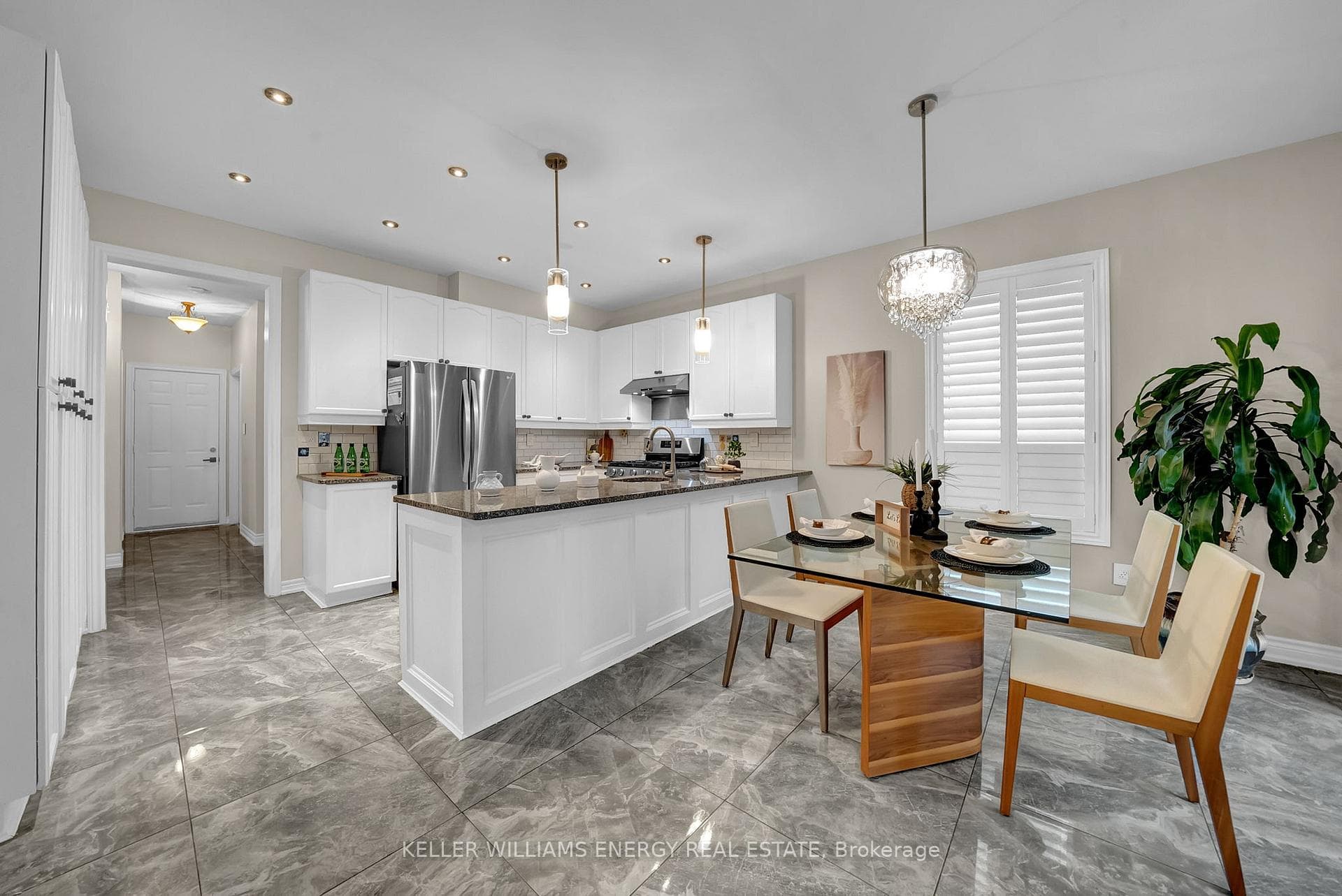 83 Wessex Drive photo 15