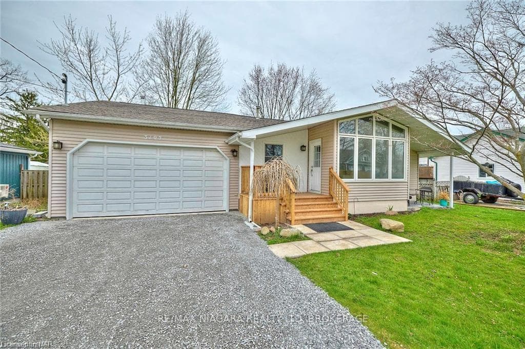3105 BETHUNE Avenue photo 4