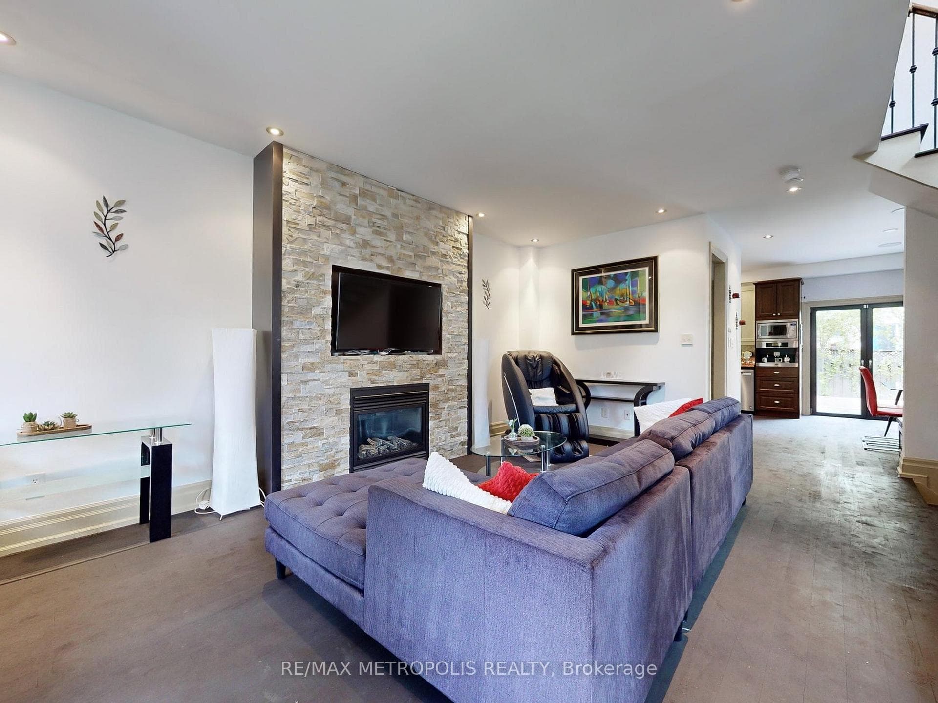 32 Timberland Drive photo 8