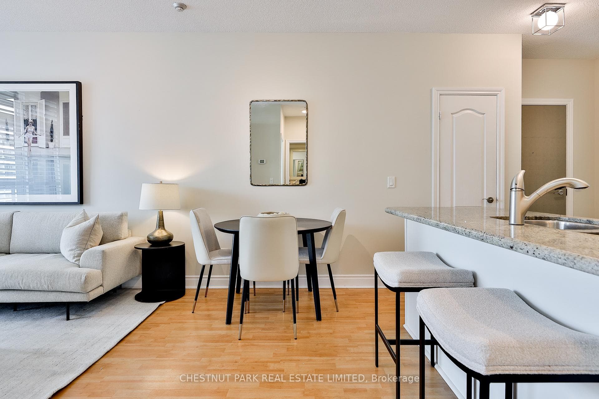 319 Merton Street Unit 1013 photo 12