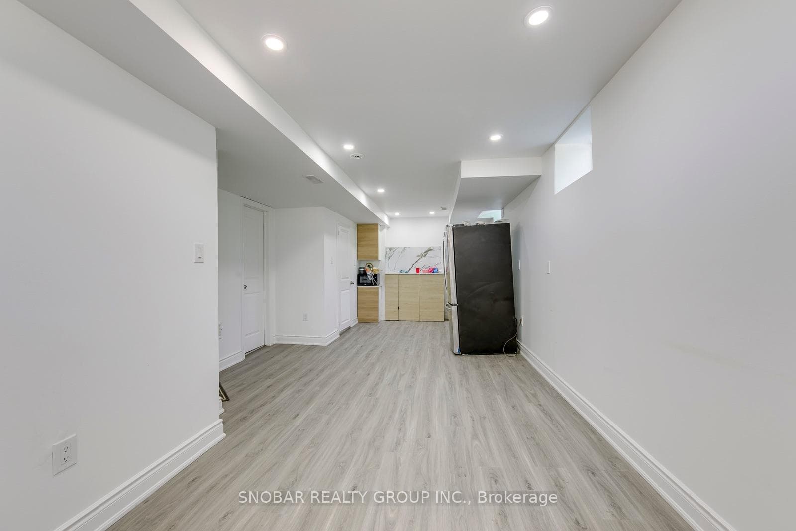 99 Jeffcoat Drive photo 24