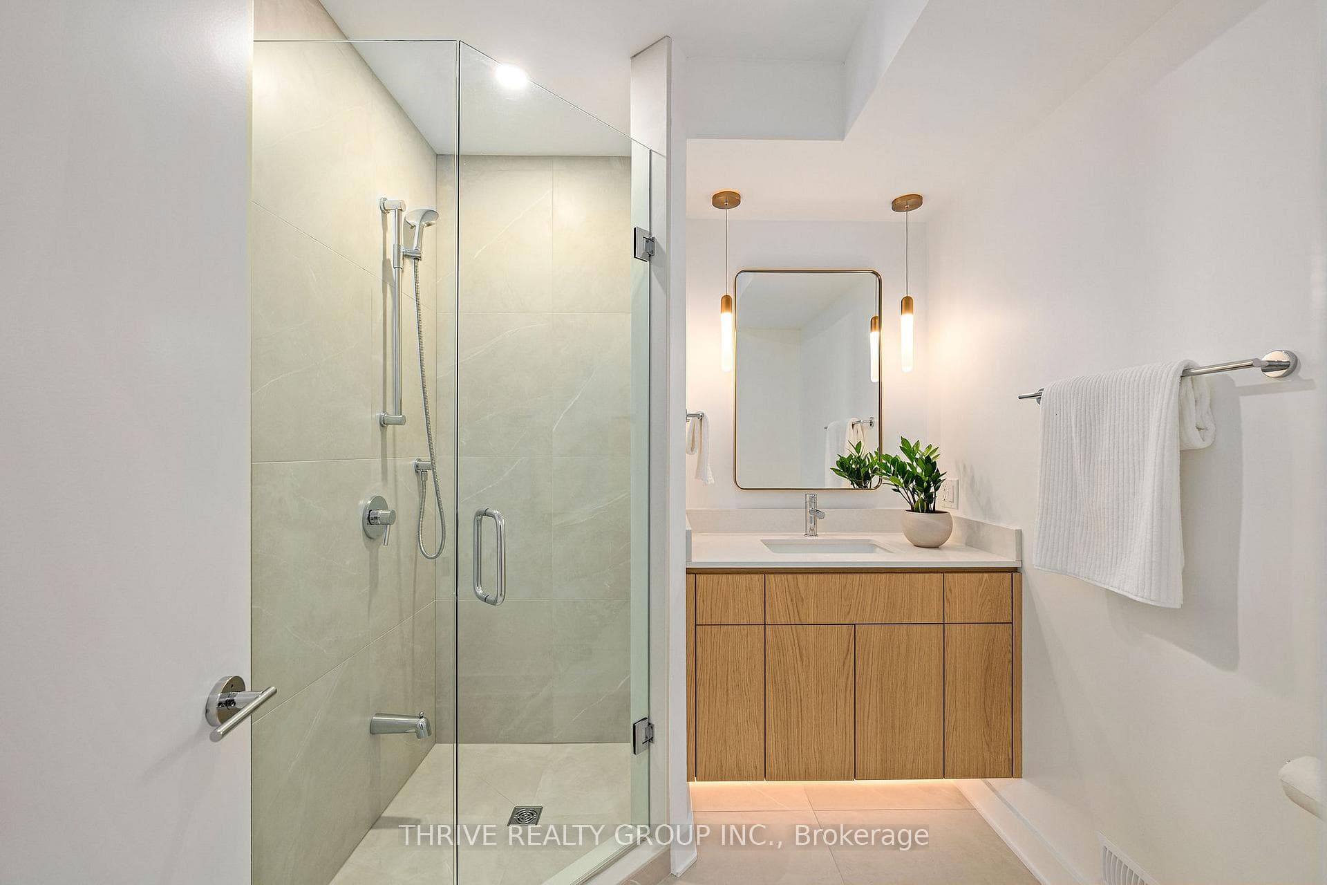 52 Birchmount Walk photo 41