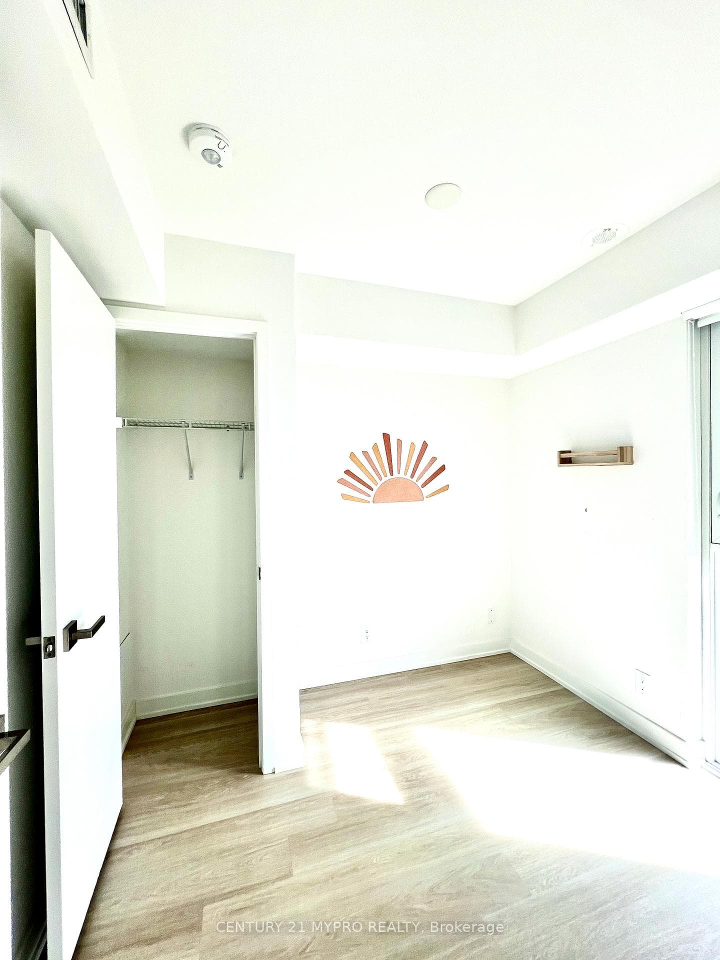 30 Tretti Way Unit 518 photo 9