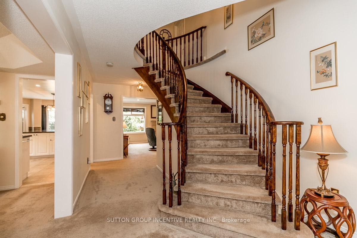 89 Cityview Circle photo 32