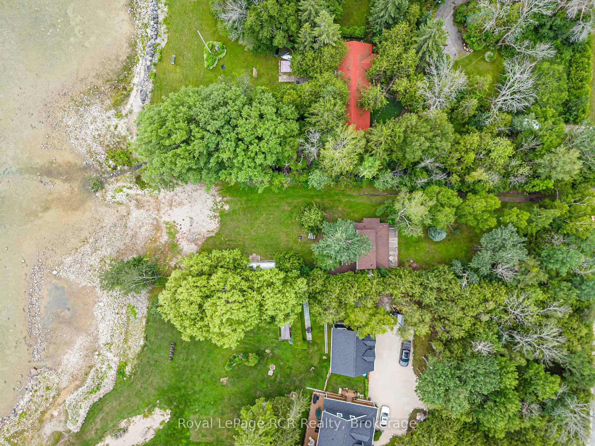 35 Georgian Manor Drive photo 36