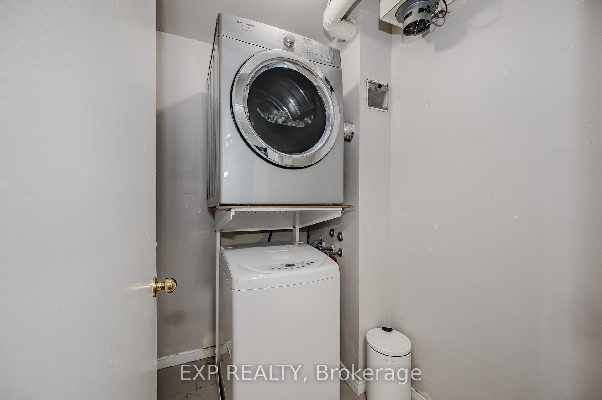 115 Hillcrest Avenue Unit 806 photo 18
