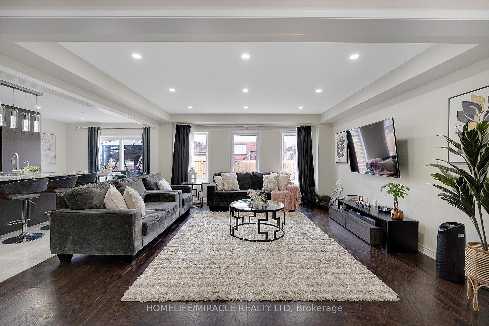 11 Watermill Street photo 16