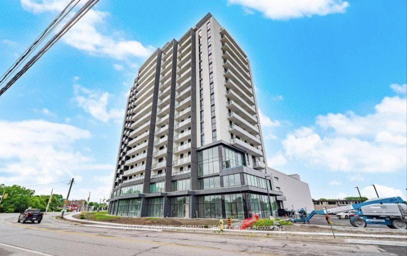 33 ERIE Avenue Unit 402 photo 2
