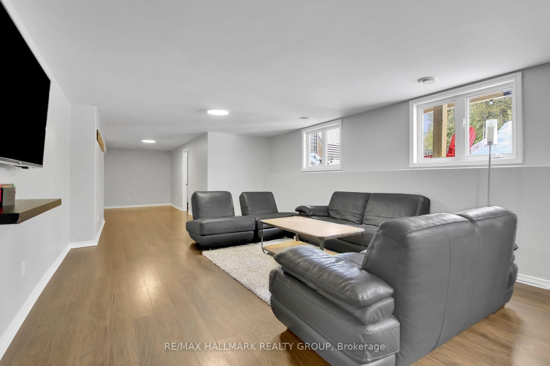 708 Deertail Lane photo 23