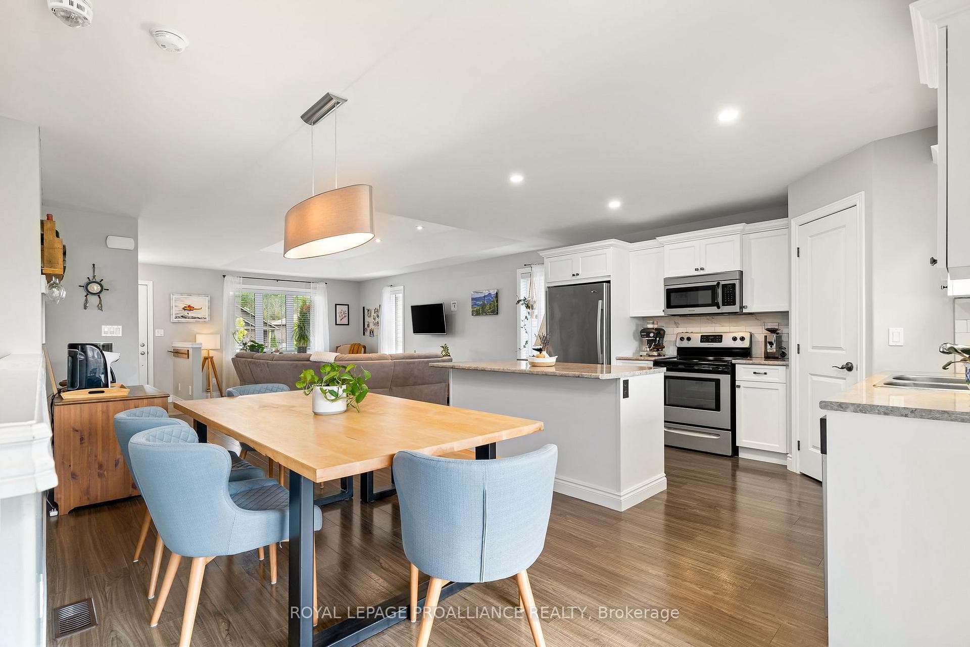 62 ASPEN Drive photo 14