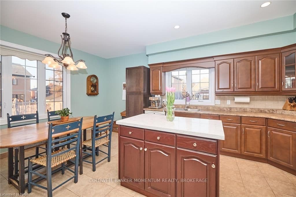 52 METCALFE Street photo 14