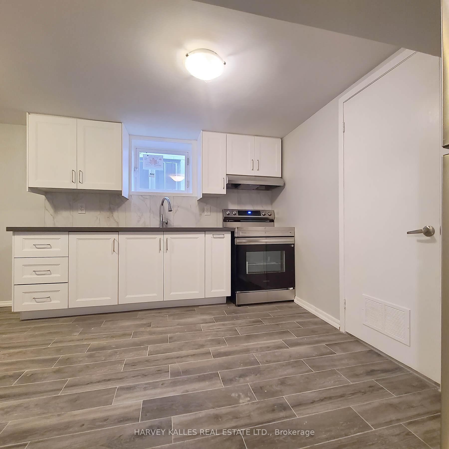 114 Empress Avenue Unit Lower photo 4