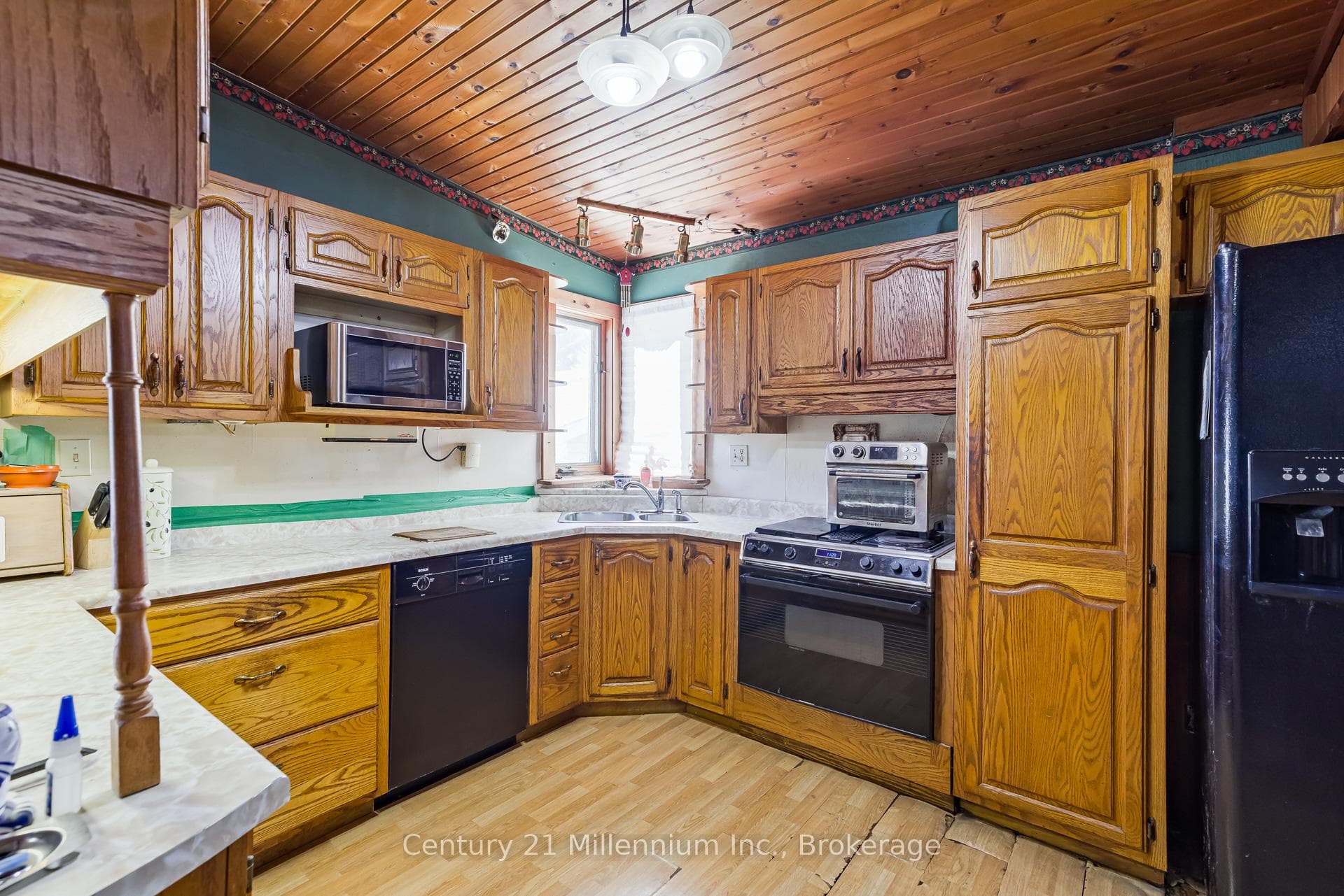 112 Niagara Street photo 13