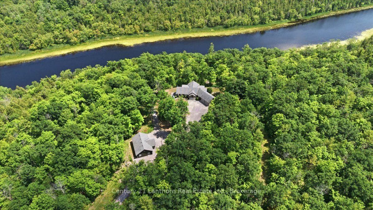 673 Lahey Road photo 1