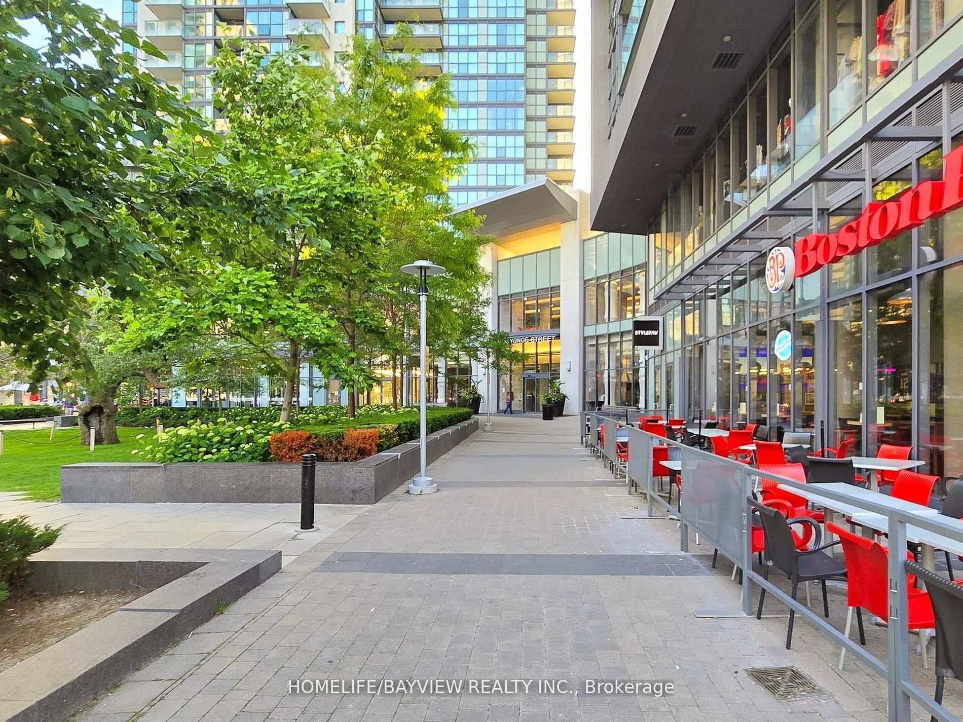 5168 Yonge Street Unit Lph201 photo 39