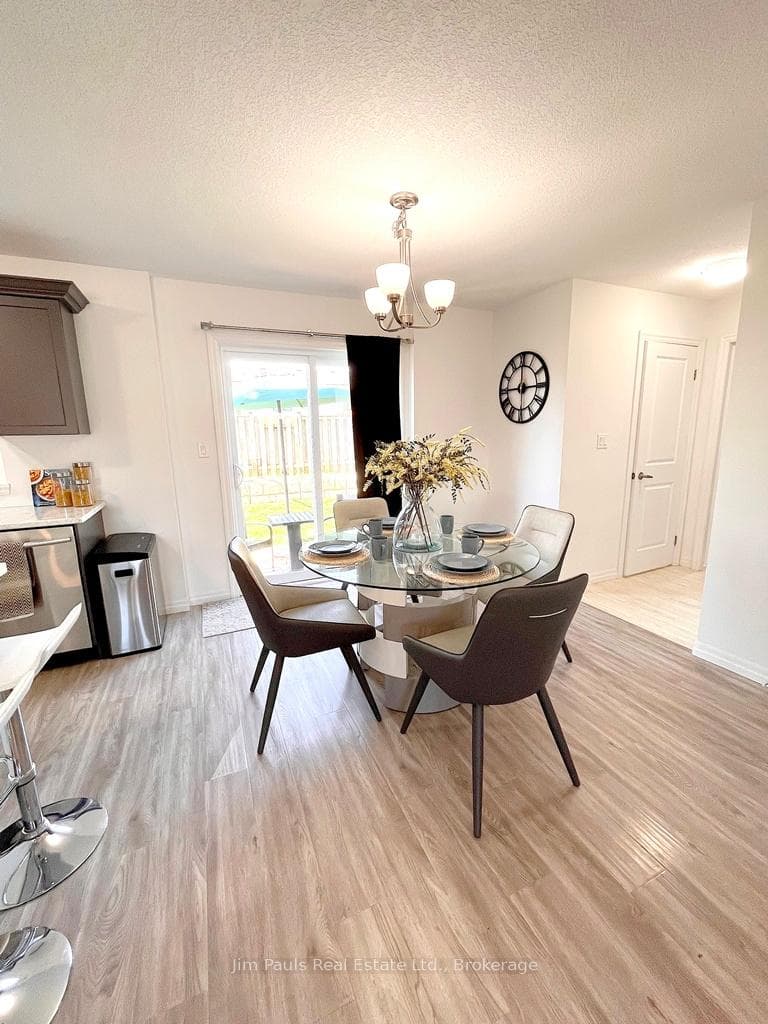 41 KENDELL Lane photo 6