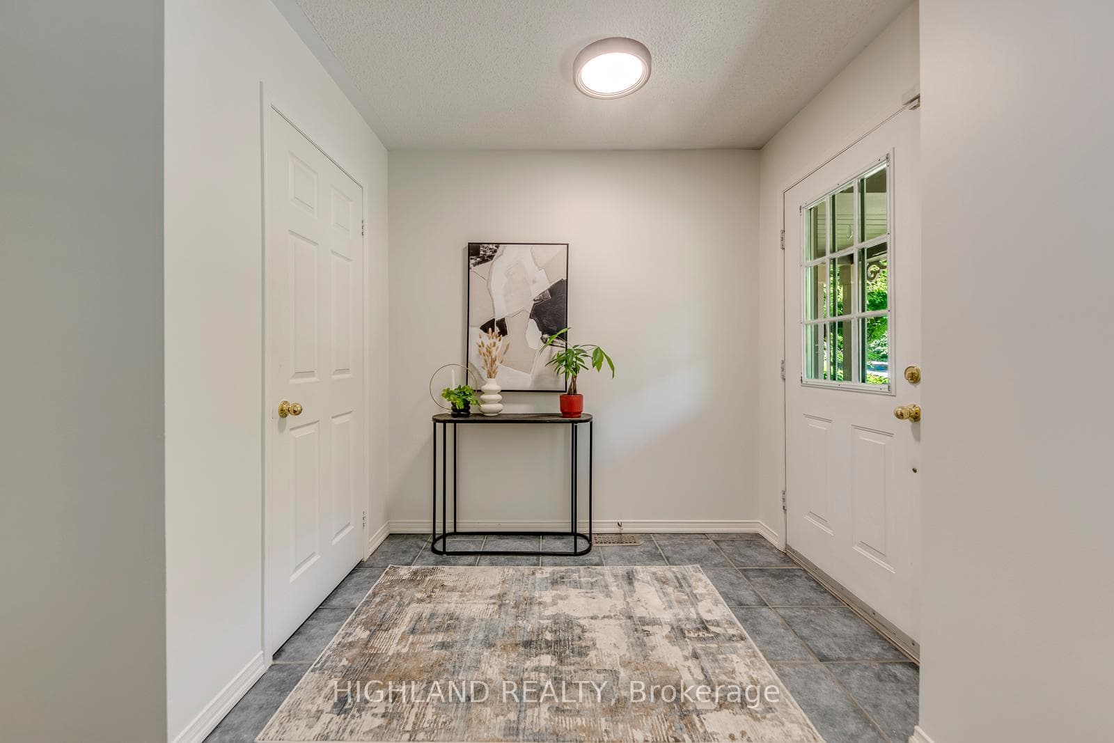108 Roxton Road photo 4