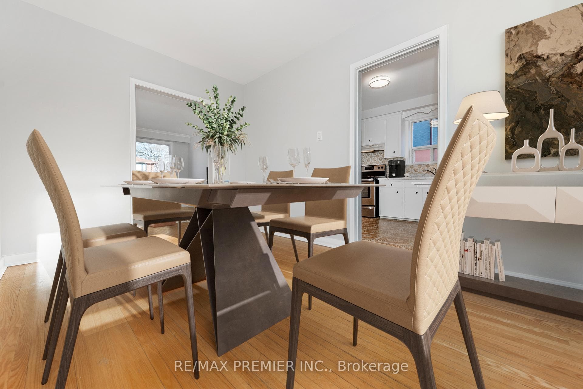 89 Cayuga Avenue photo 8