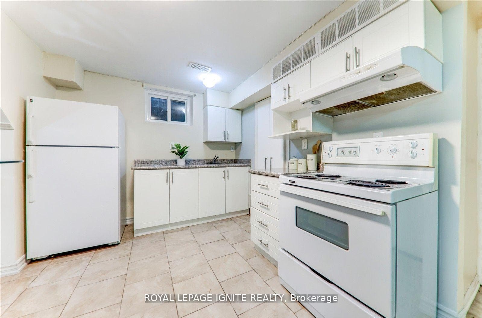 4010 Ellesmere Road Unit Bsmt photo 6