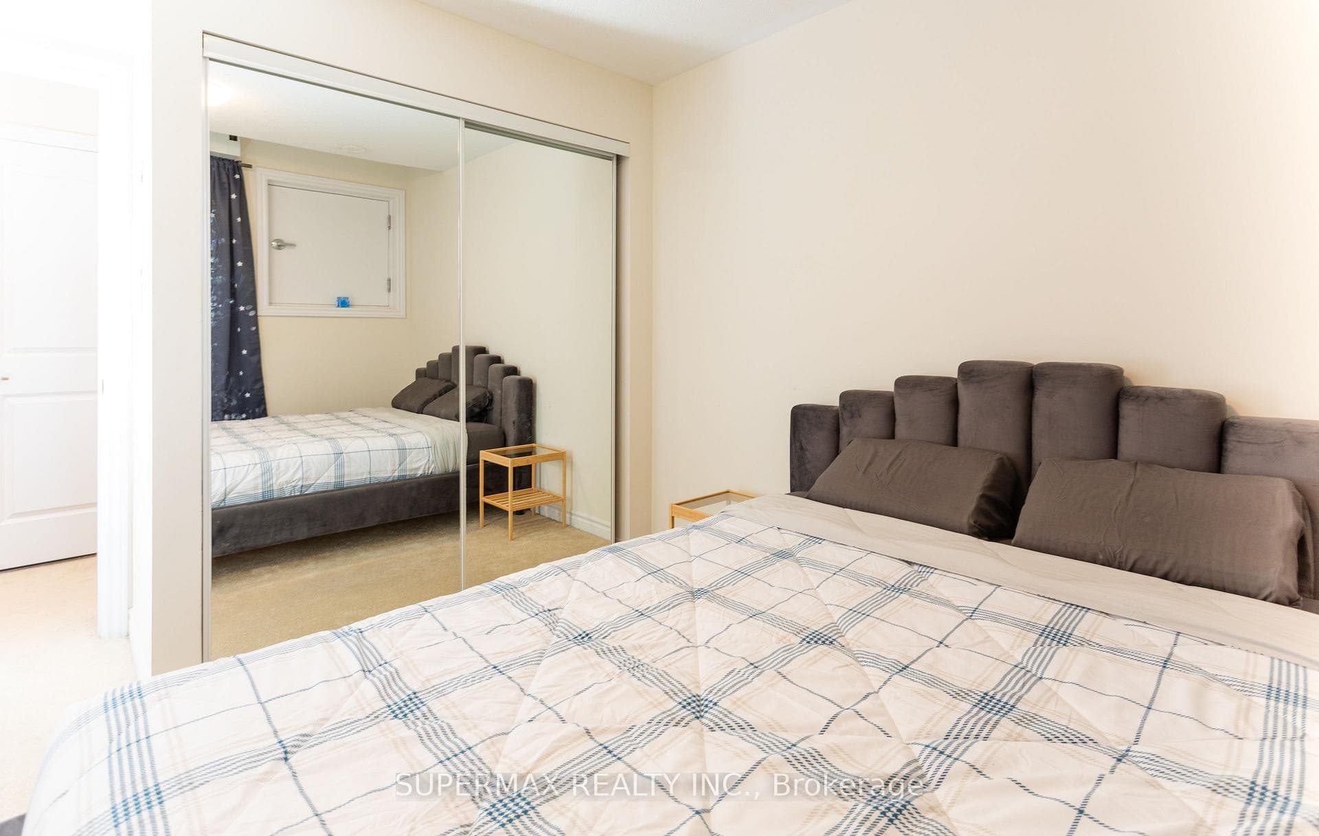 470 Beresford Path Unit 10 photo 23
