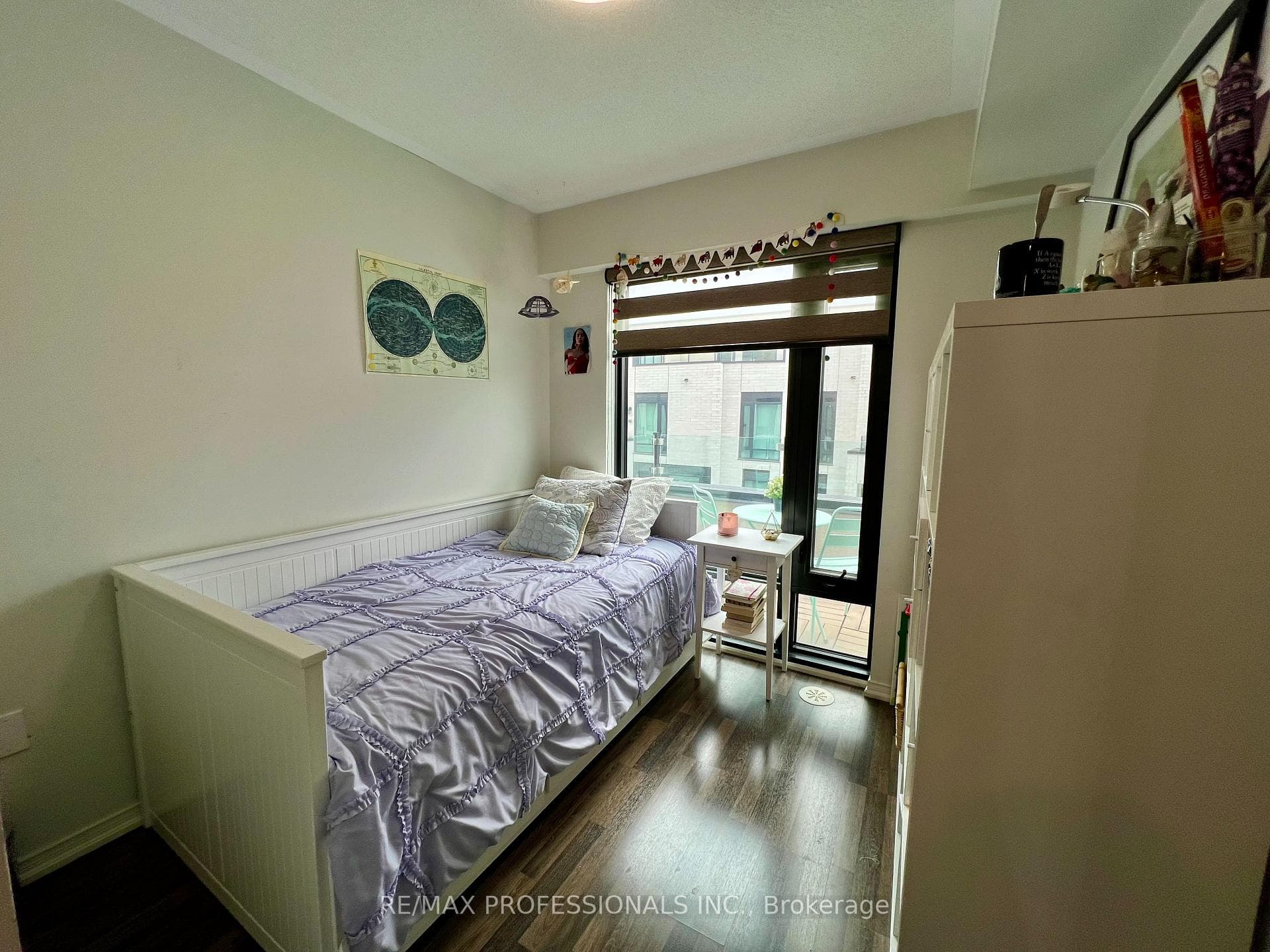 134 Widdicombe Hill Unit 201 photo 14