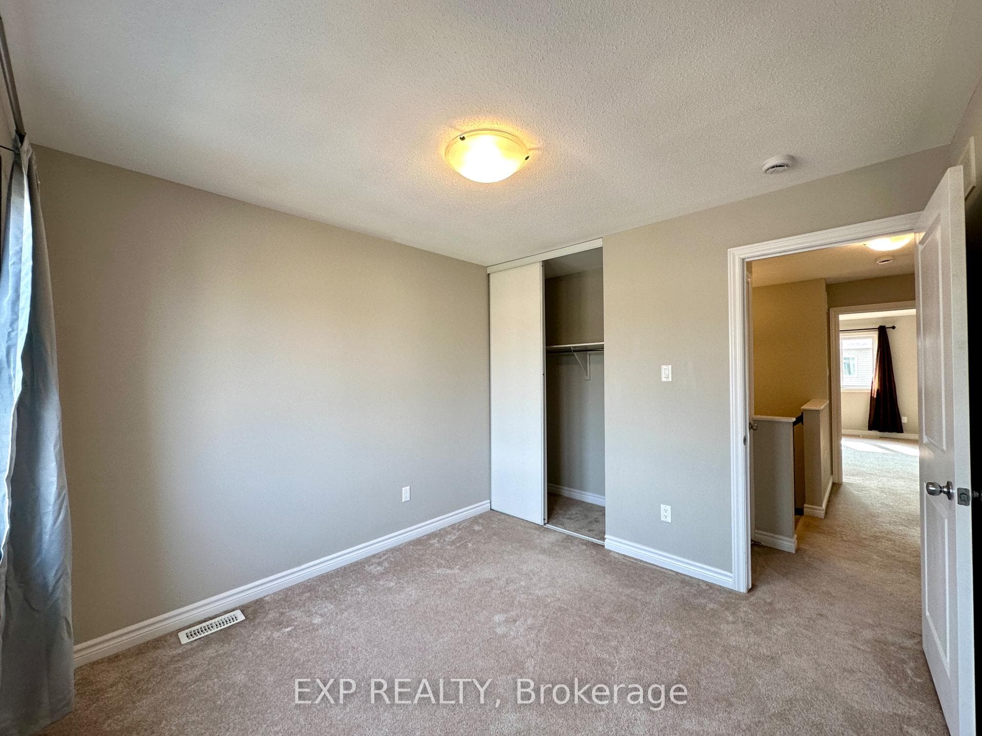 2470 Waterlilly Way photo 18