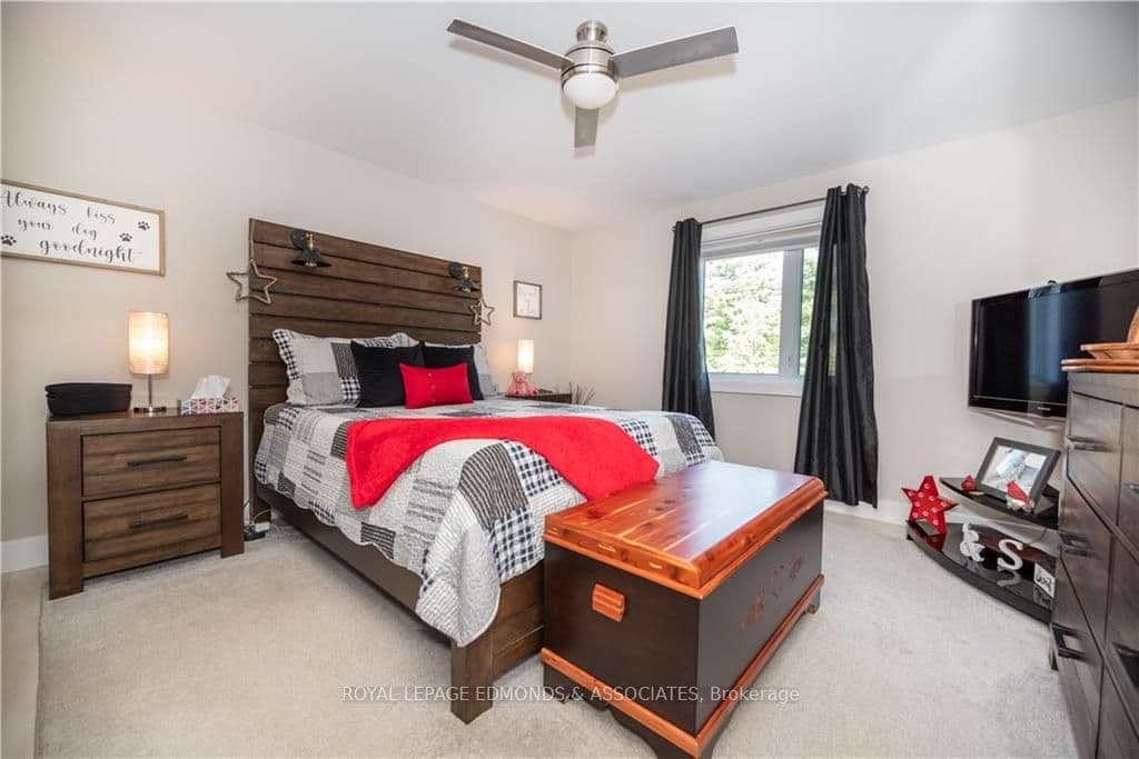 59 NOBLE Crescent photo 10