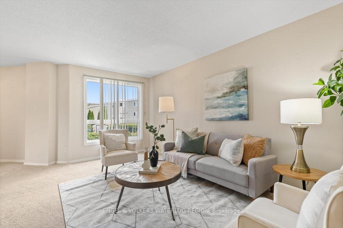 60 Elmsdale Drive Unit 19 photo 7