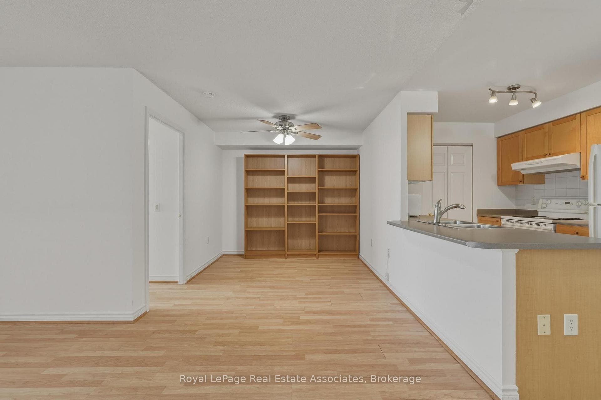 55 Strathaven Drive Unit 1202 photo 13