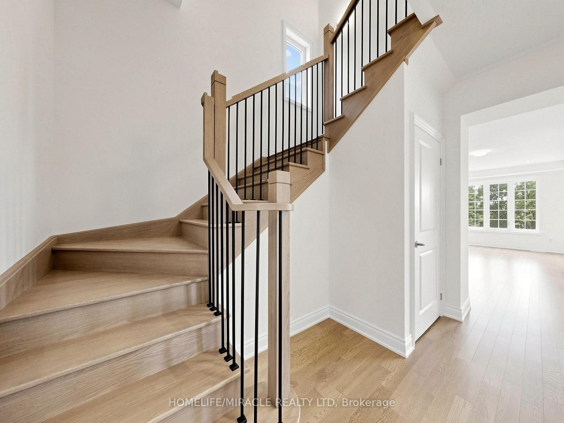 8 Ralston Court photo 20