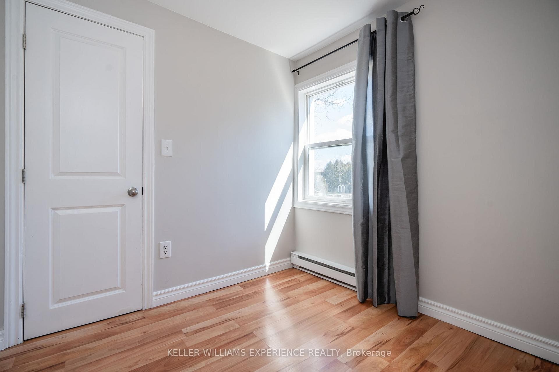 273 GLOUCESTER Street photo 13
