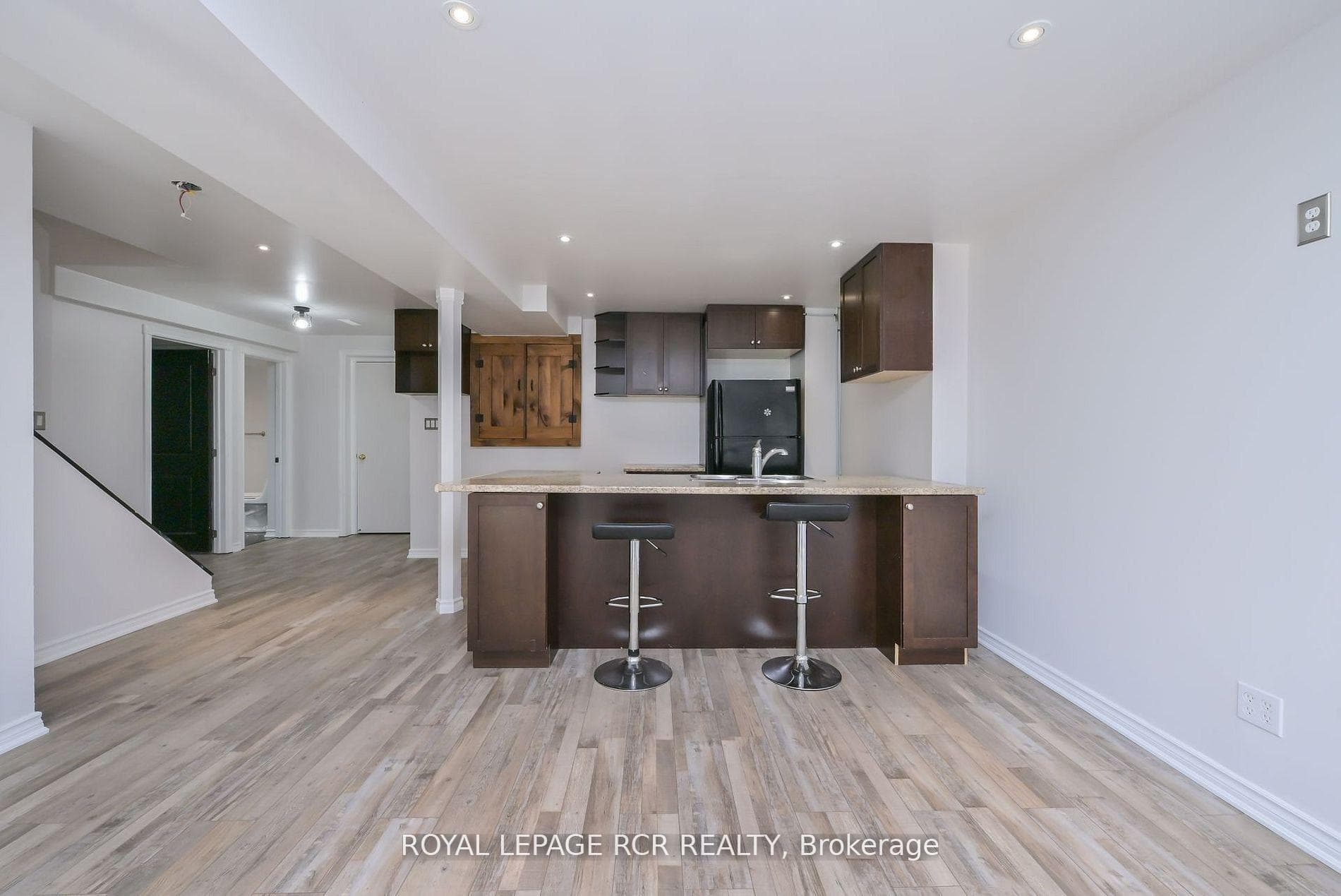 22 Coburn Crescent photo 30