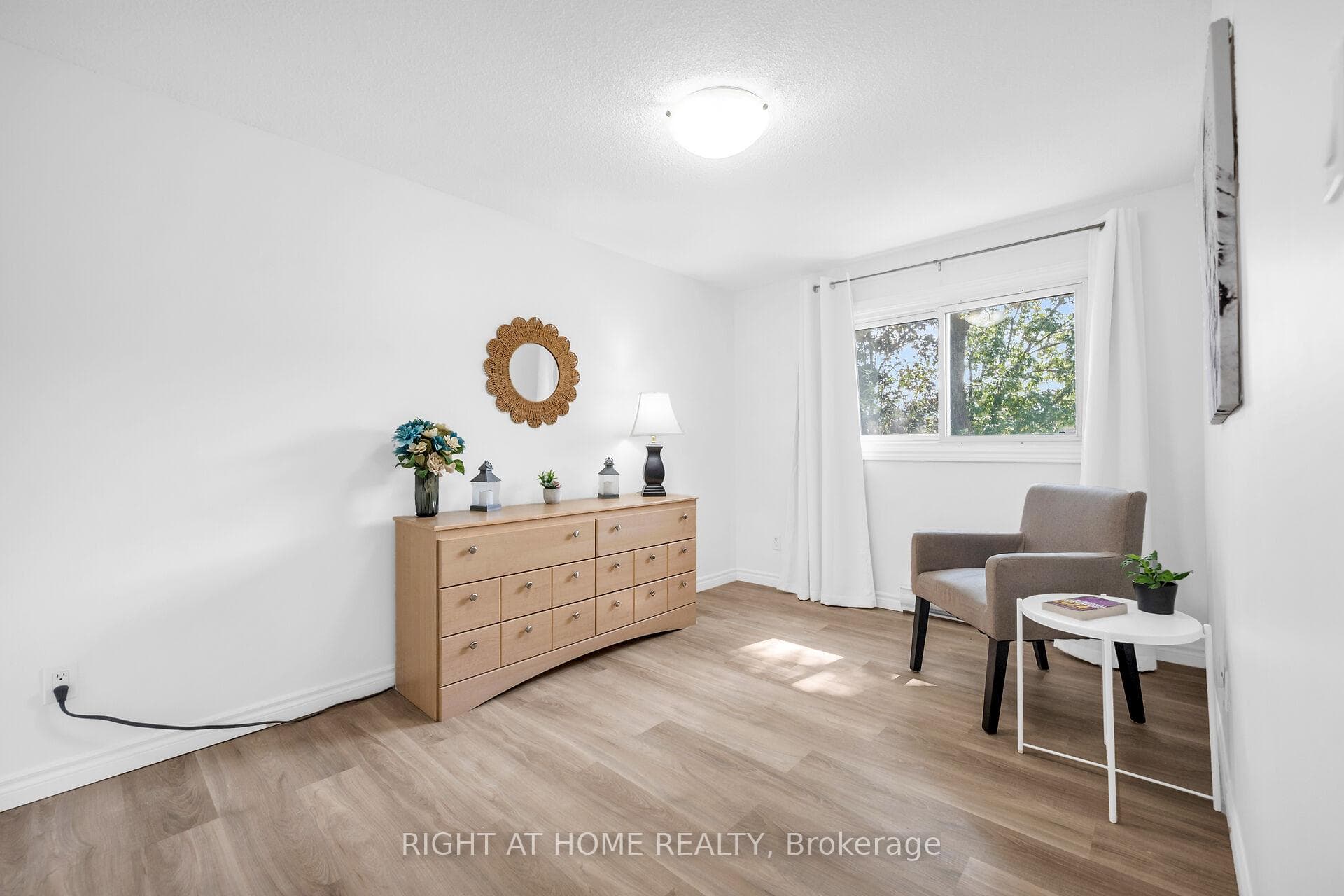 2050 Upper Middle Road Unit 10 photo 27