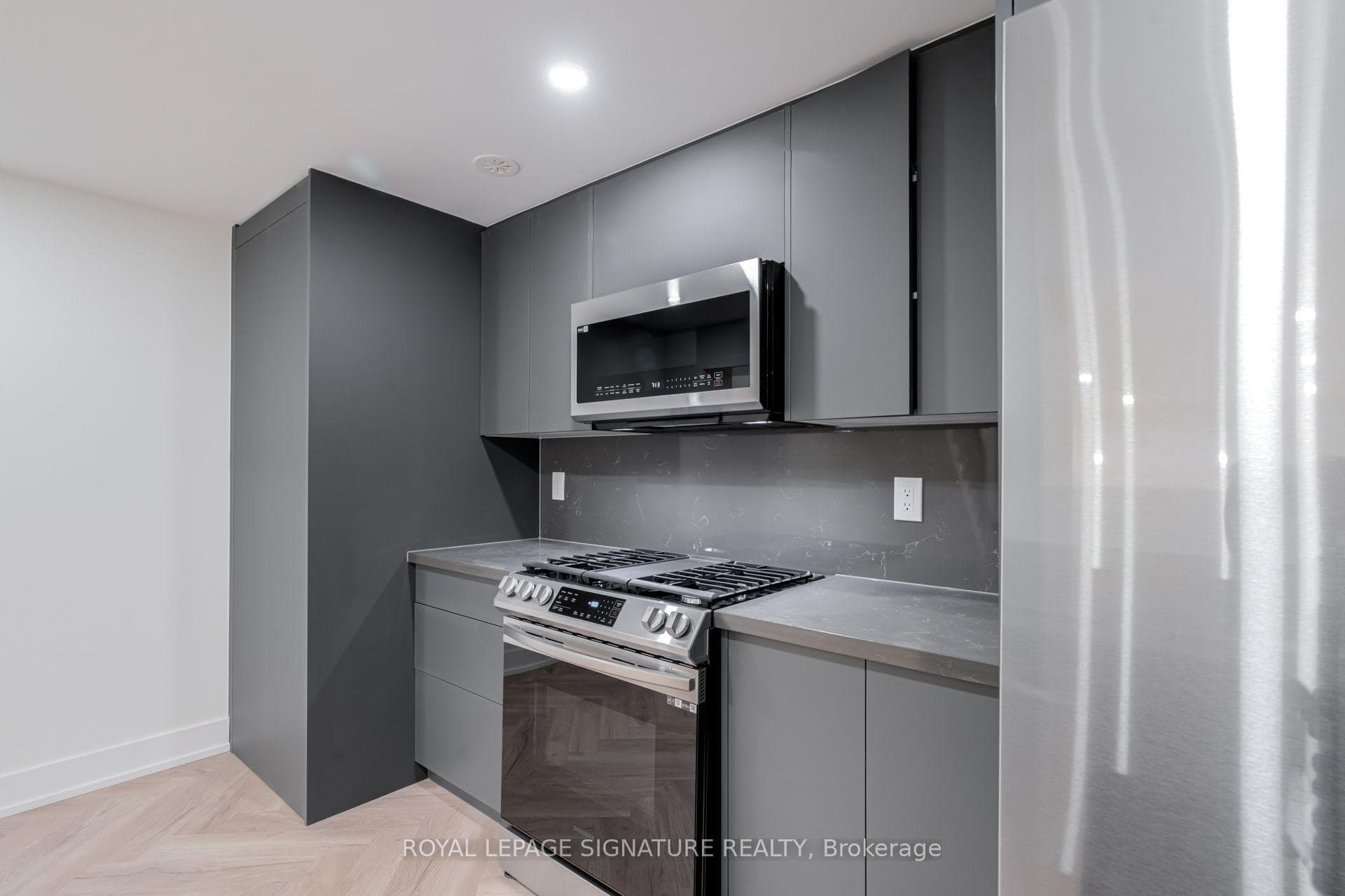 861 O'Connor Drive Unit 1 photo 12