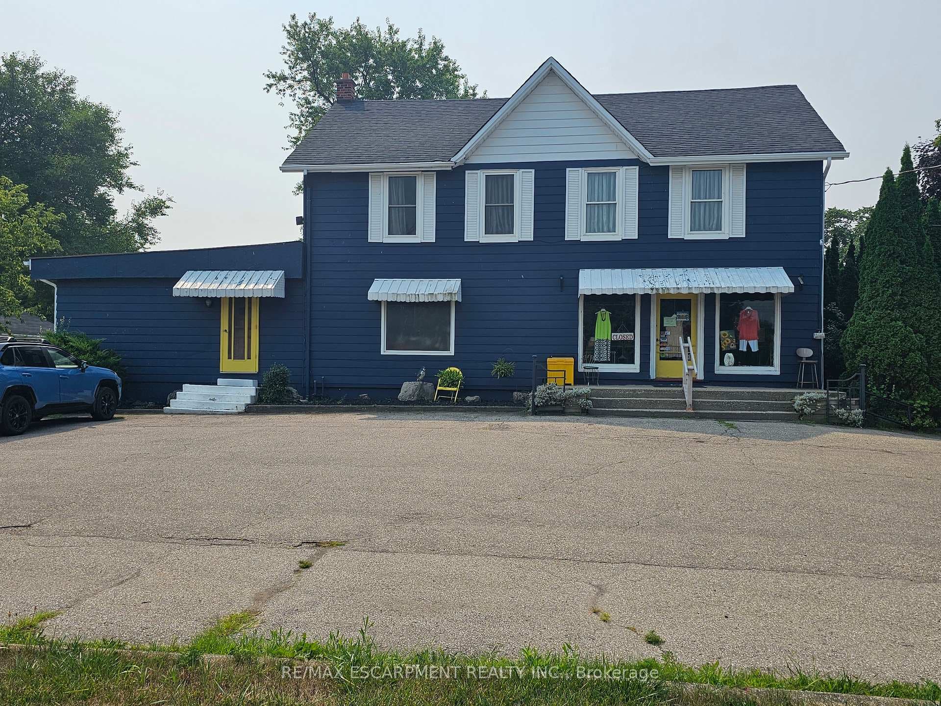2340 WILSON Street photo 3