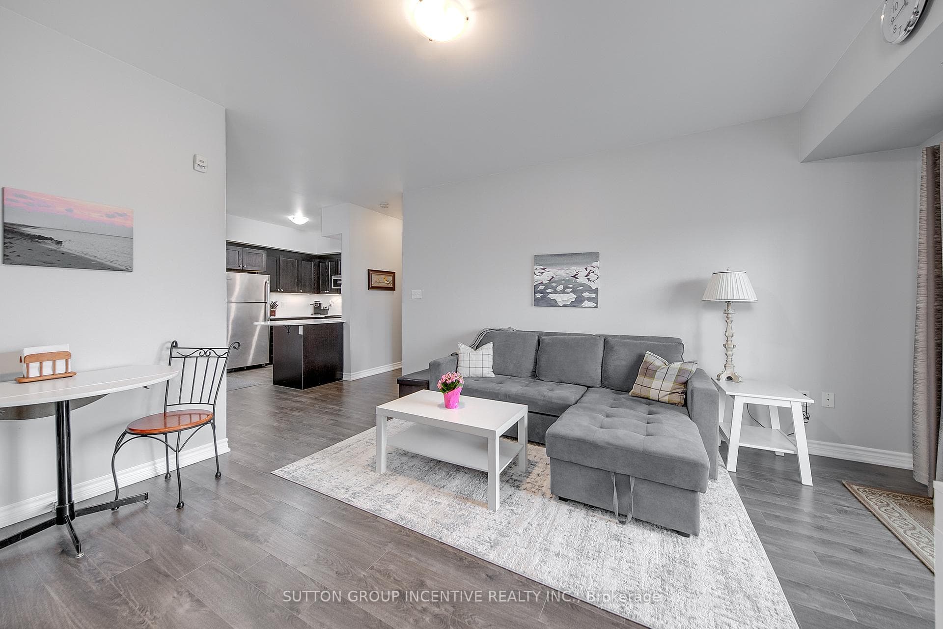 720 Yonge Street Unit 307 photo 10