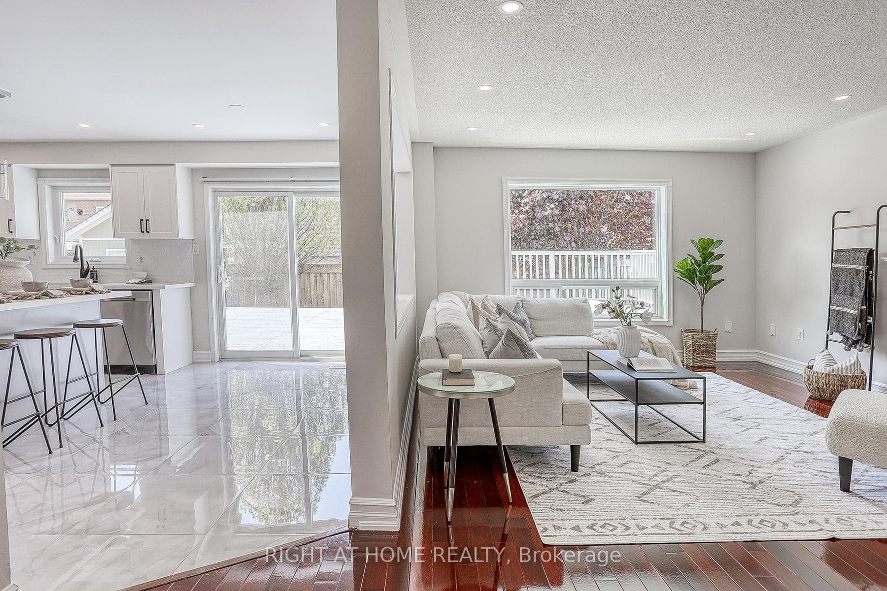 4 Holliman Lane photo 15