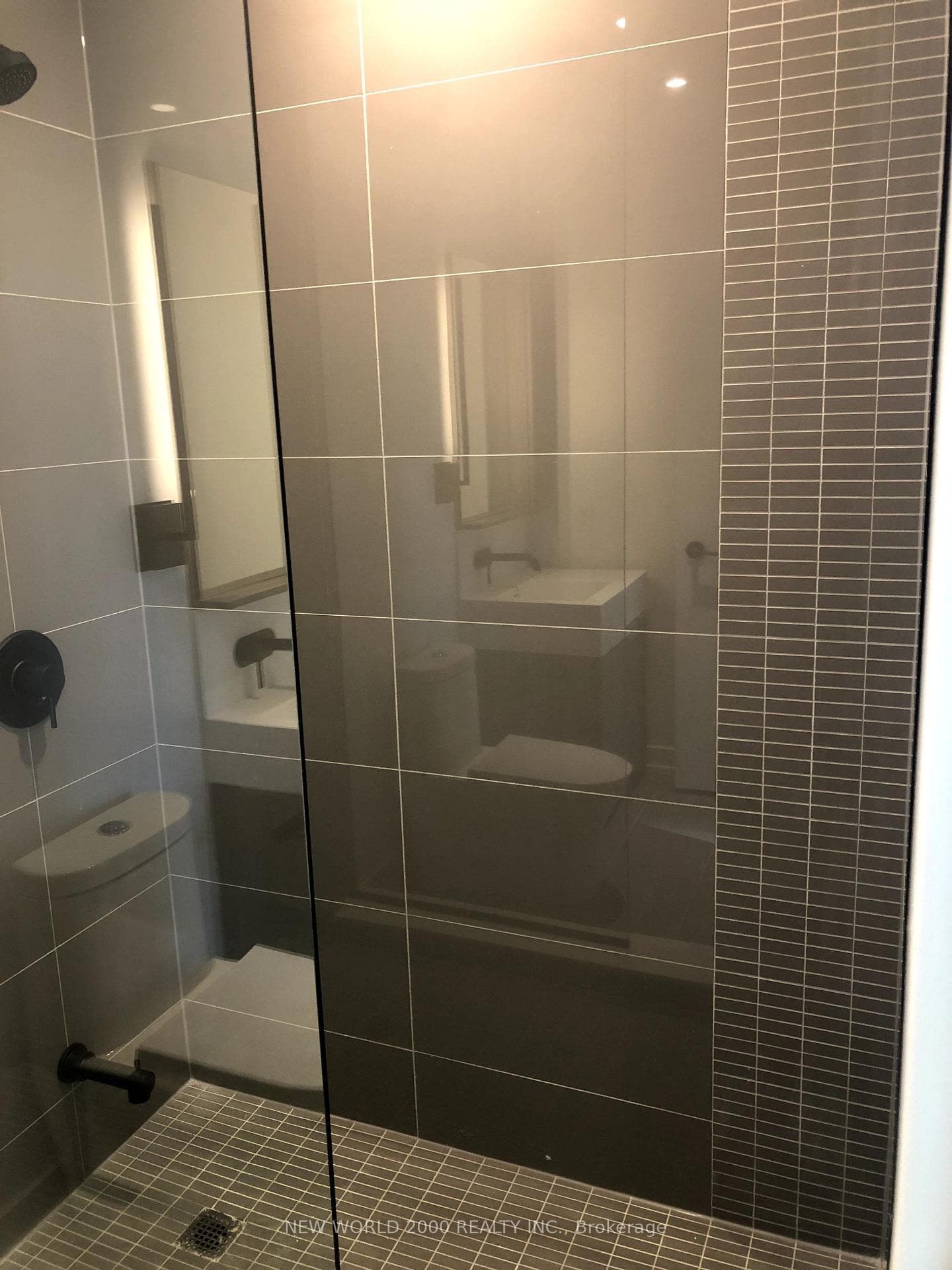 117 Broadway Avenue Unit 1306 photo 11