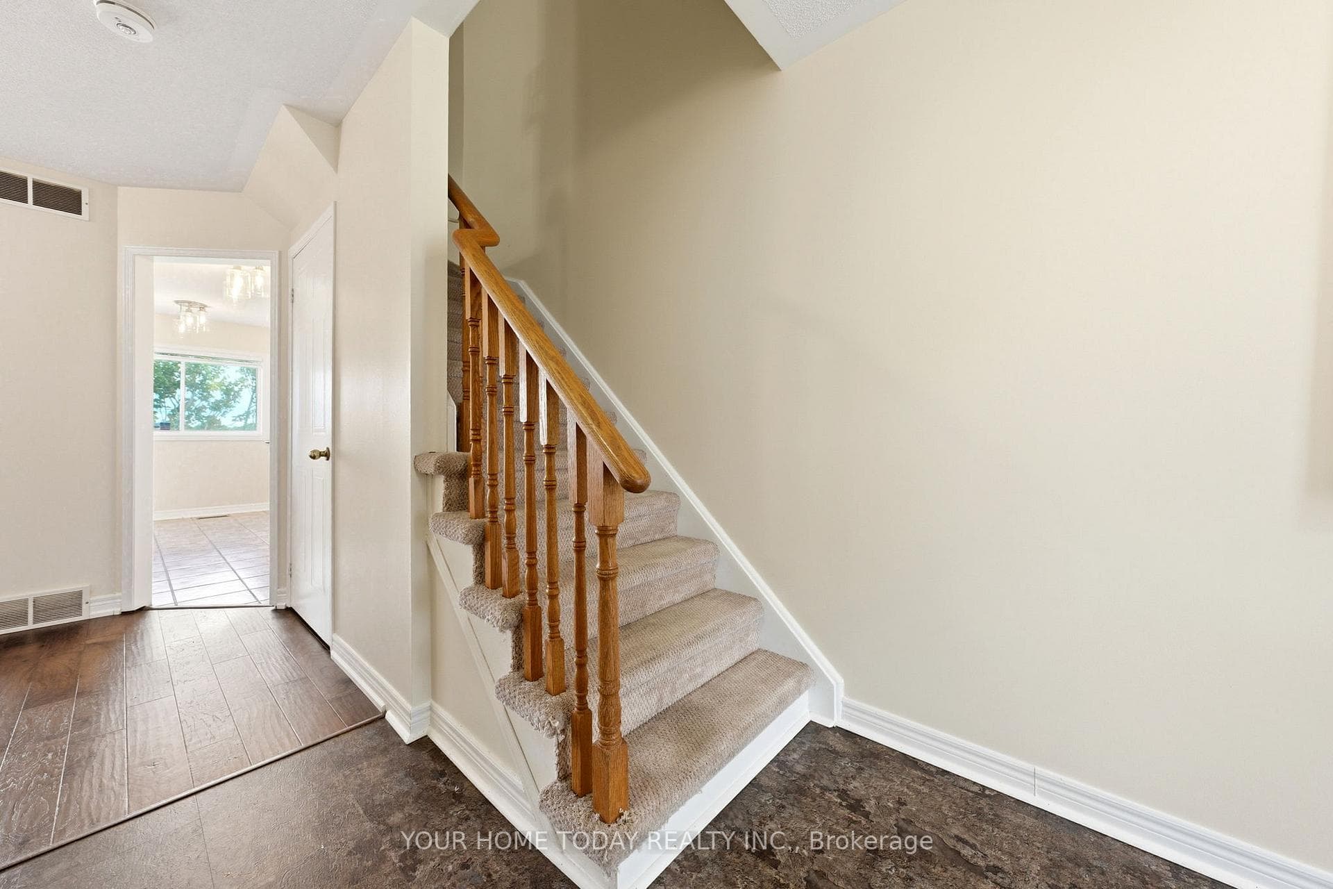 29 Corey Circle photo 18