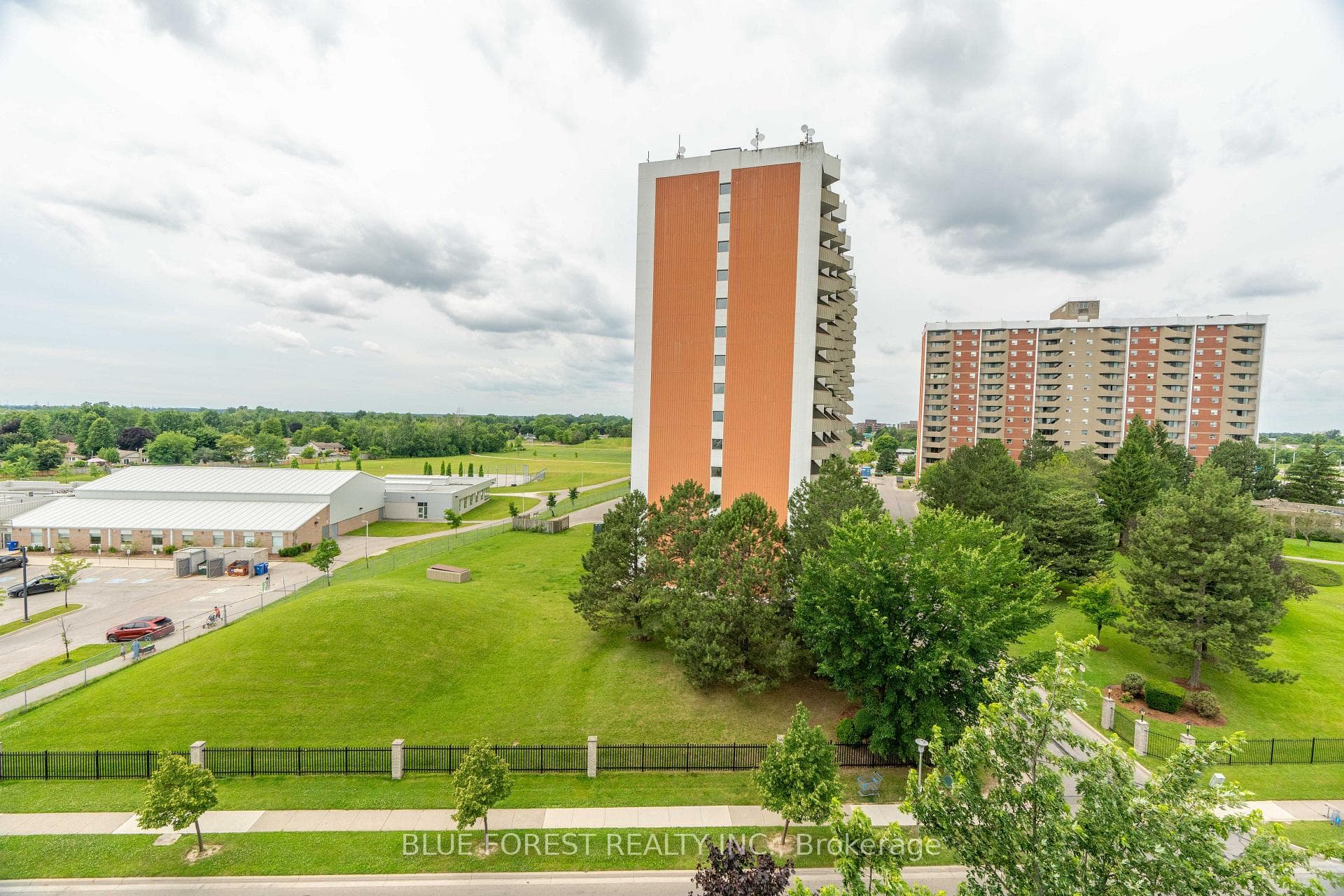 1106 Jalna Boulevard Unit 705 photo 35