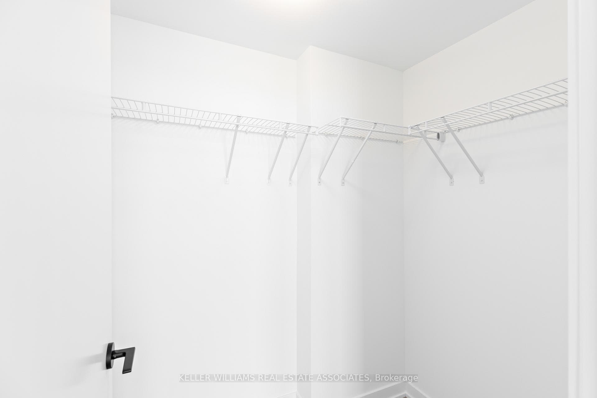 220 Missinnihe Way Unit 705 photo 9
