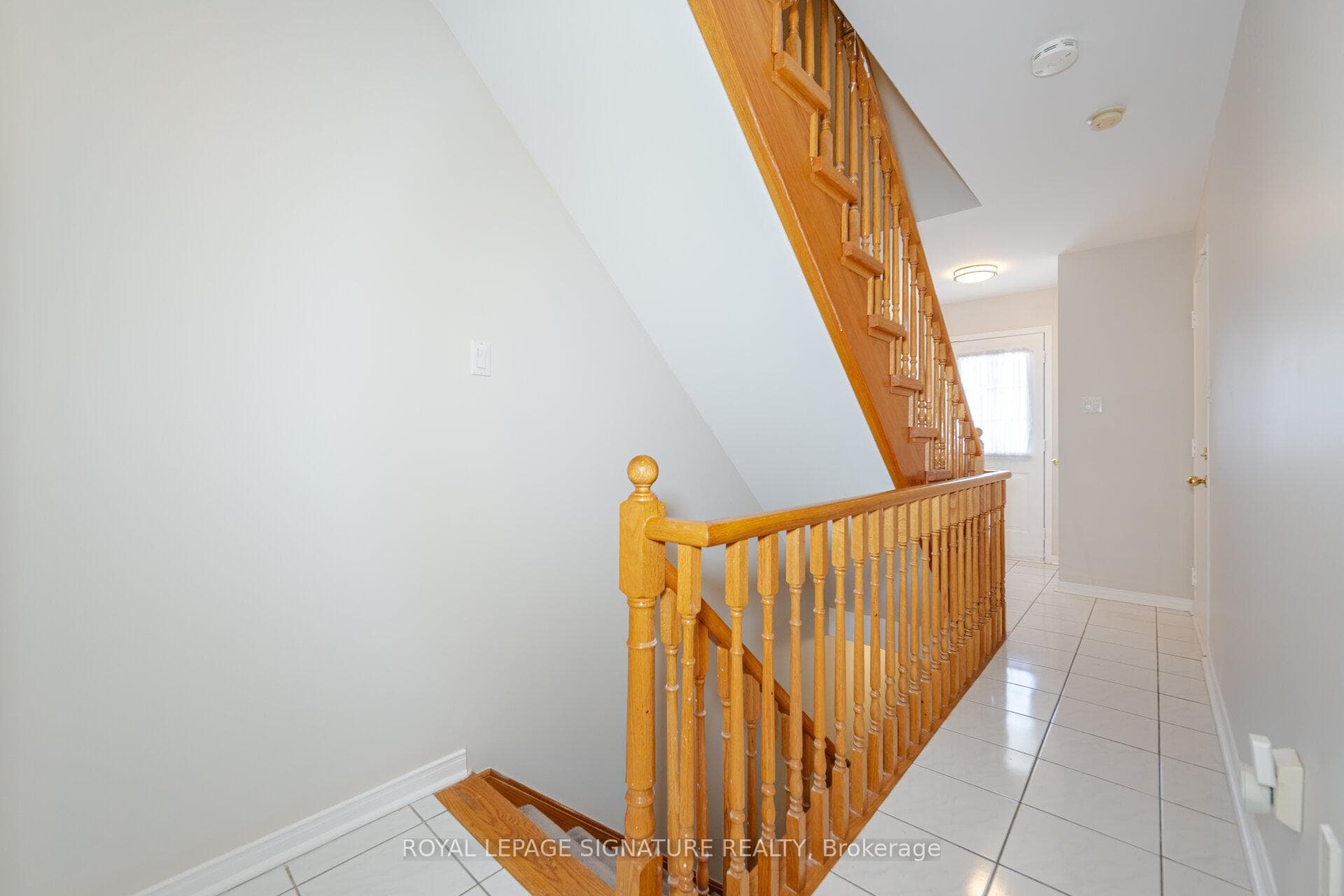 22 Larissa Court photo 6
