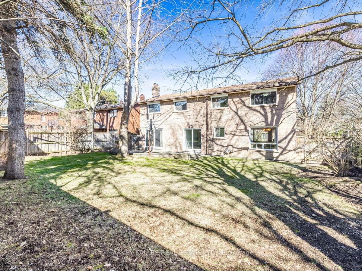 32 Riderwood Drive photo 30