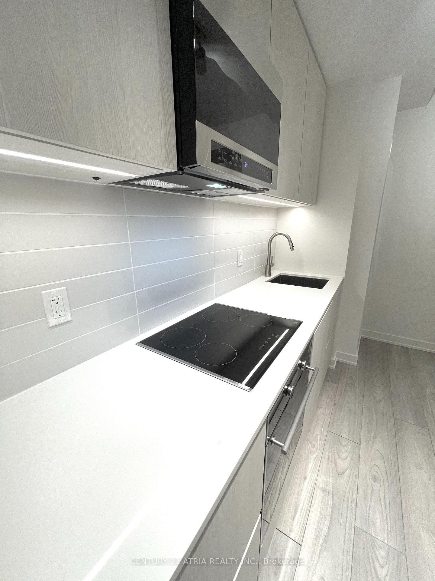 110 Broadway Avenue Unit 1203 photo 9