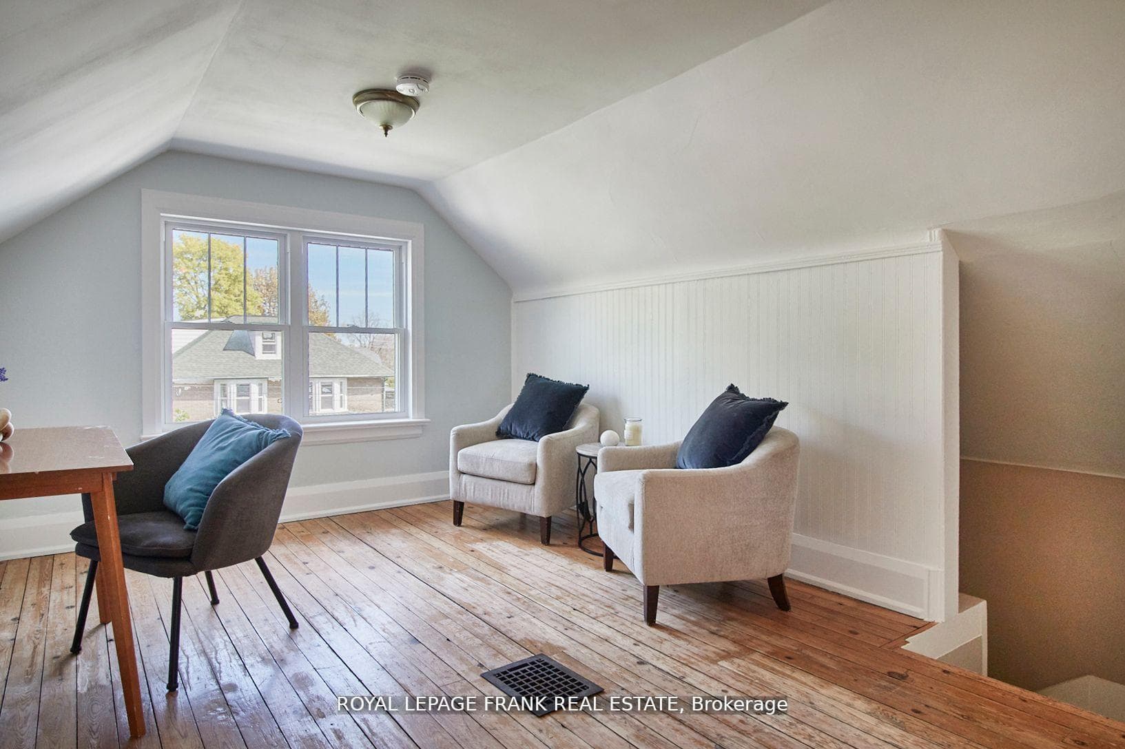 95 Agnes Street photo 28
