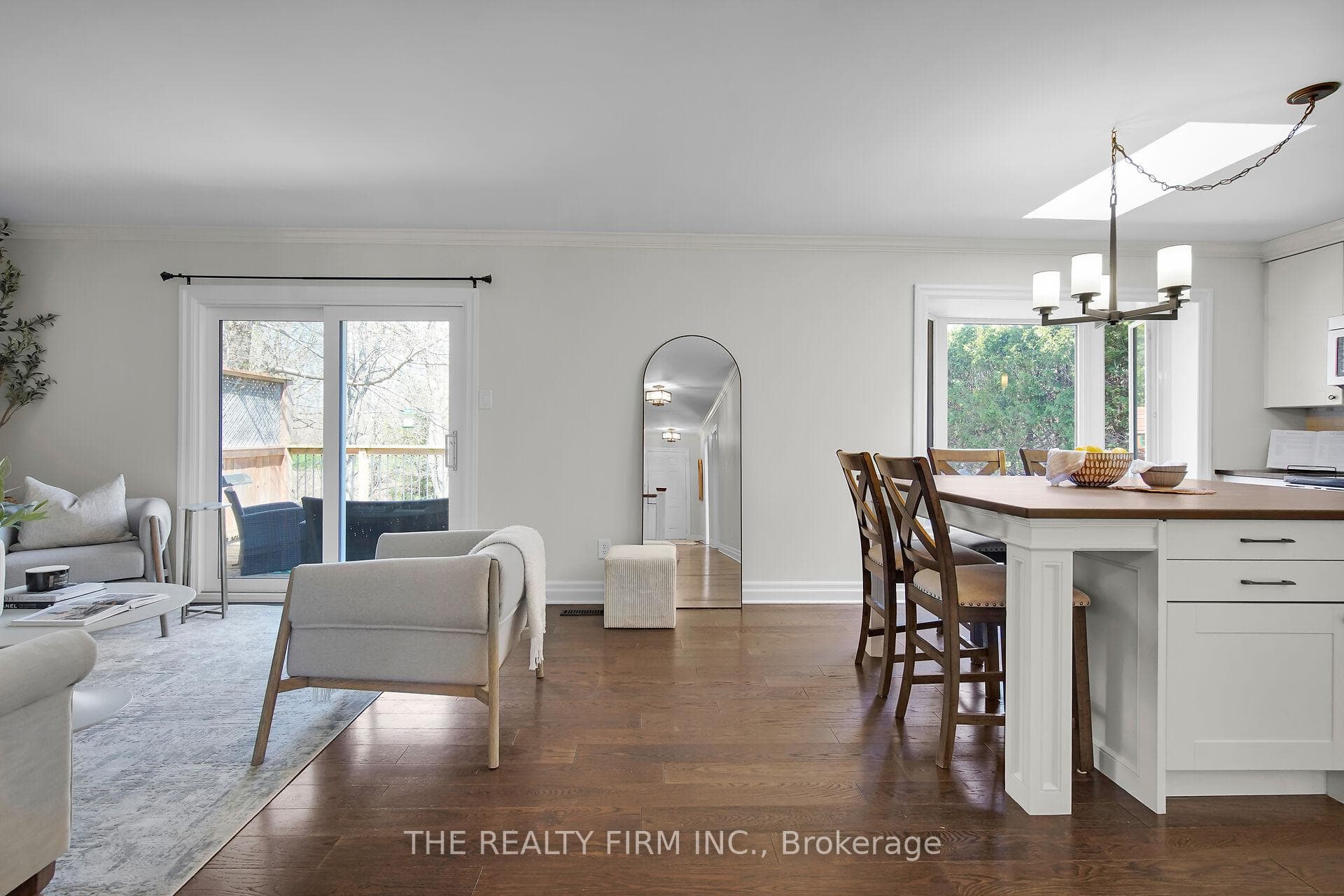1630 Attawandaron Road photo 8